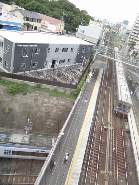JR西日本281系はるか & 南海6200系 (みくにん広場)