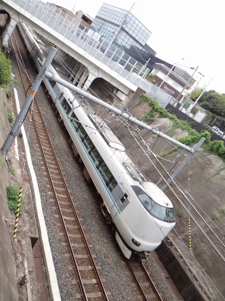 JR西日本287系くろしお (南海:三国ヶ丘駅)