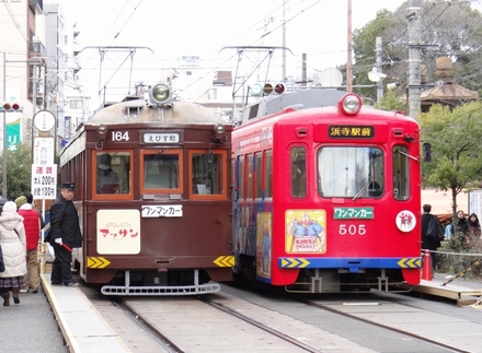 阪堺電軌モ161形・復刻塗装車 & モ501形 (住吉鳥居前駅)