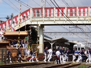 南海7100系 (春木駅付近)