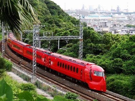 南海50000系ラピート 「ネオ・ジオン」 バージョン (紀ノ川〜和歌山大学前)