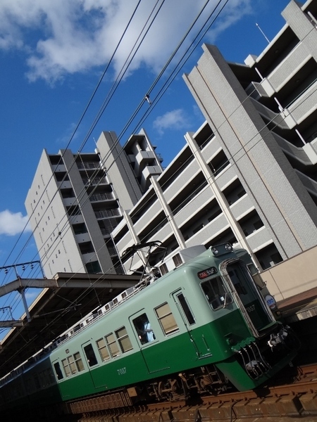 南海7000系サザン・旧塗装車 (天下茶屋駅)