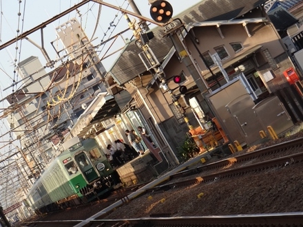 南海10000系+7000系サザン・旧塗装車 (諏訪ノ森駅から)