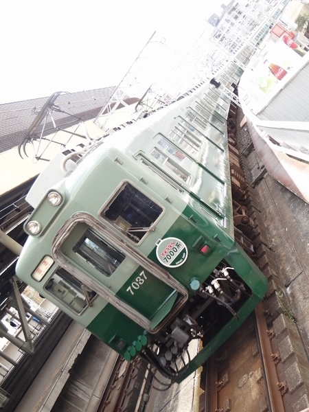 南海7000系・旧塗装車 (なんば駅)