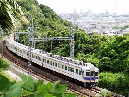 南海7000系 (紀ノ川〜和歌山大学前)