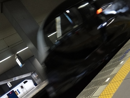 JR西日本281系はるか & 南海50000系ラピート 「スターウォーズ/フォースの覚醒」 号 (関西空港駅)