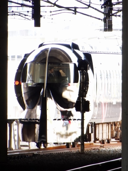 南海50000系ラピート 「スターウォーズ/フォースの覚醒」 号 (関西空港駅から)