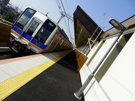南海1000系50番台 (羽衣駅・新下りホーム)