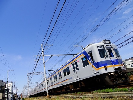 7100系