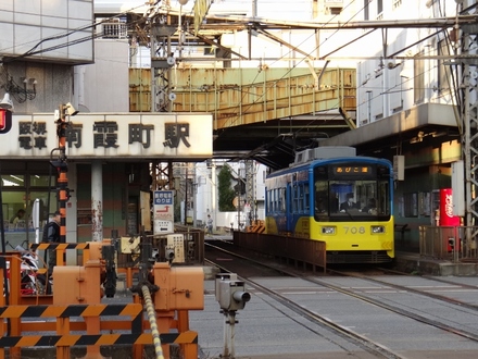 阪堺電軌モ701形 (南霞町1号踏切から)