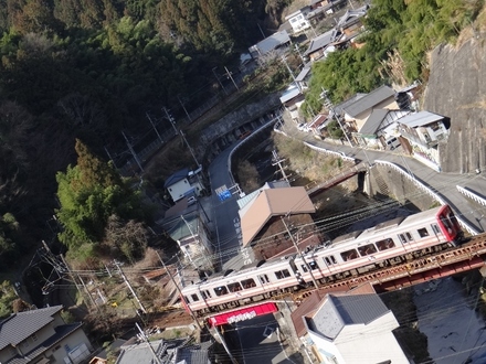 南海2300系ズームカー (高野下駅付近の高台から)