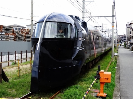 南海50000系ラピート 「スターウォーズ/フォースの覚醒」 号 (和歌山港〜和歌山市)