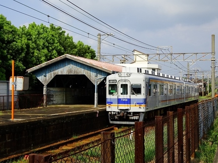 南海7100系ワンマン改造車 (深日港駅付近)