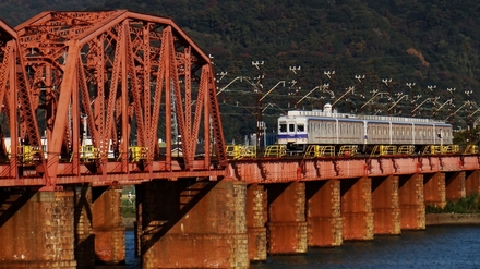 7100系+7000系 (紀ノ川橋梁・下り方から)